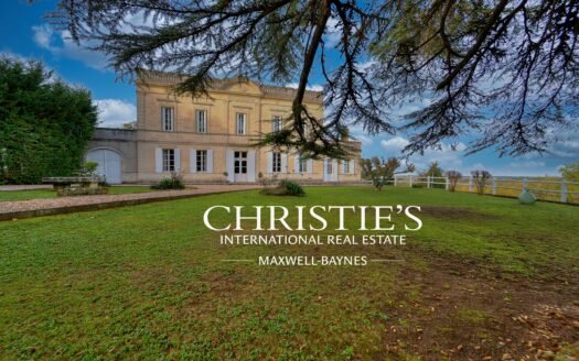 Propriété de Caractère aux Portes de Saint-Émilion — Un Cadre Unique et Inspirant